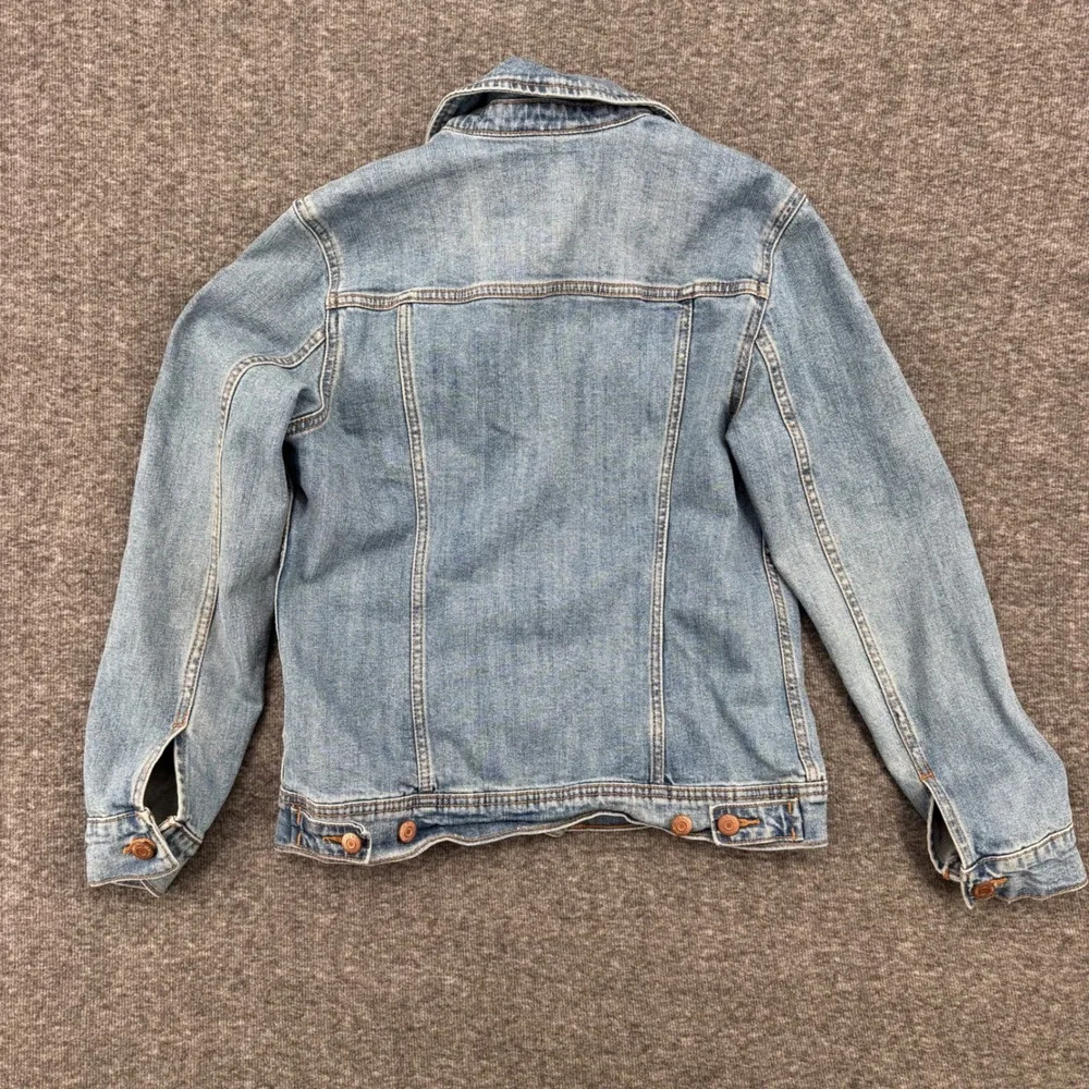 Old Navy Womens Medium Wash Denim Trucker Jacket Size M Blue Cotton Stretch - Picture 6 of 6